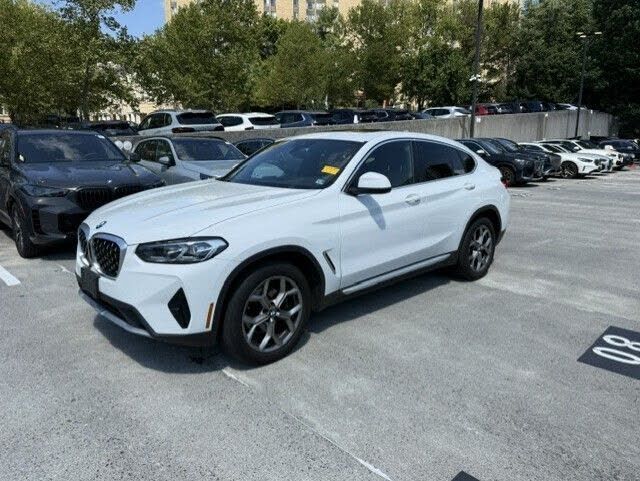 2022 BMW X4