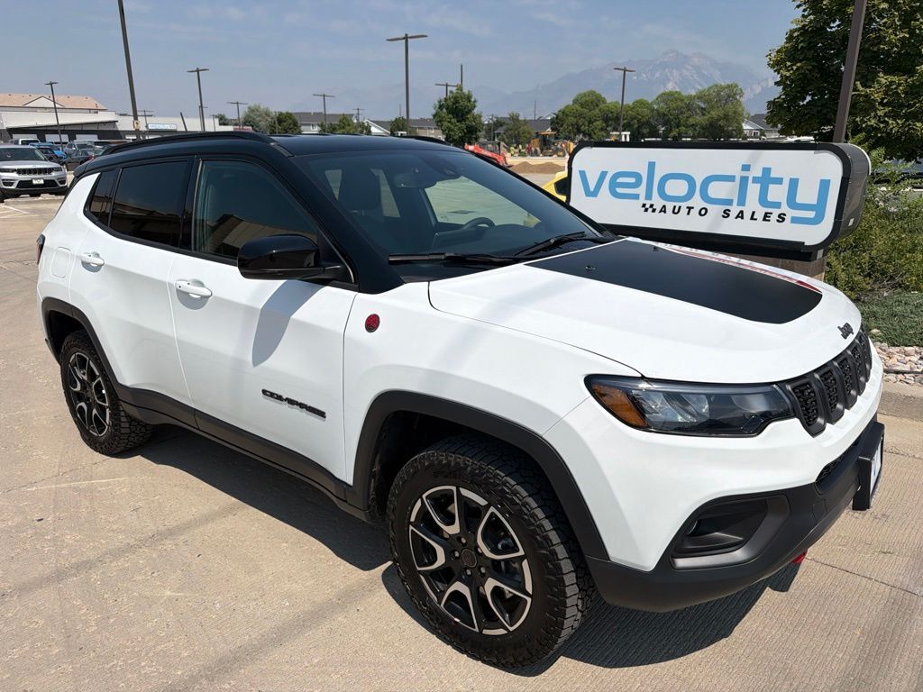 2025 JEEP Compass