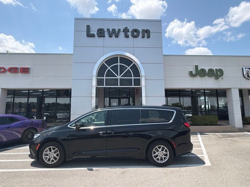 2024 CHRYSLER Pacifica