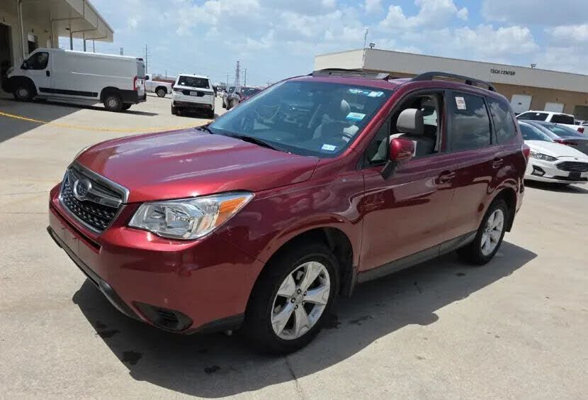 2016 SUBARU Forester