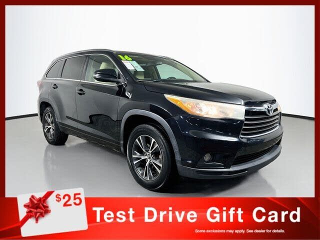 2016 TOYOTA Highlander
