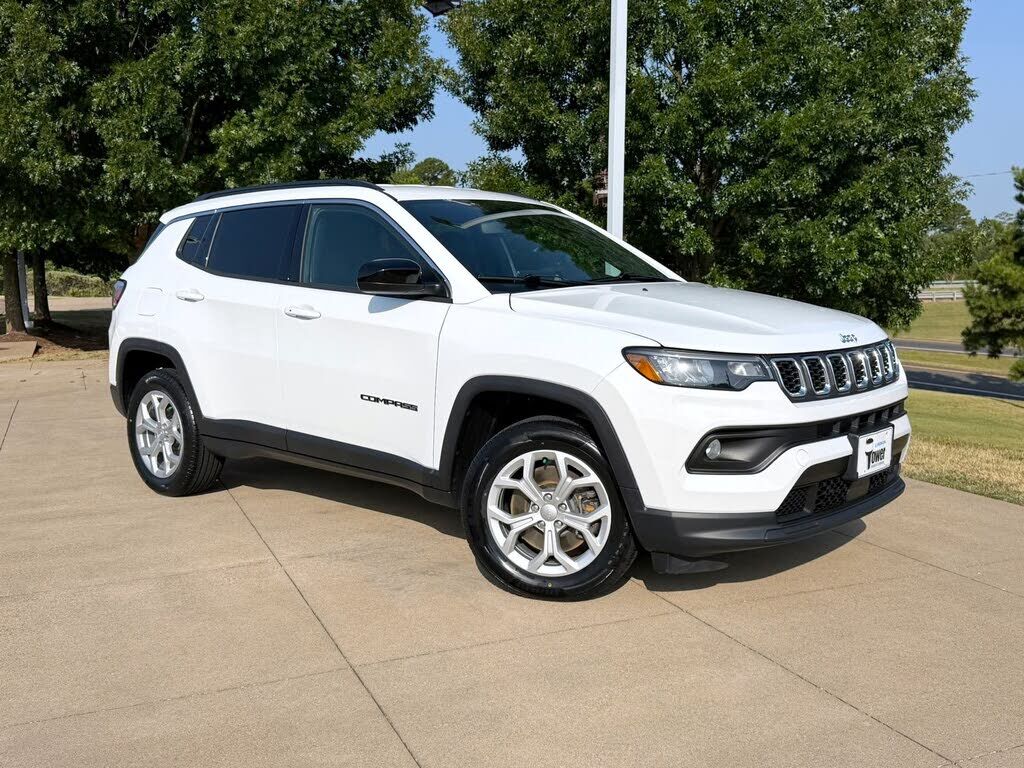 2024 JEEP Compass