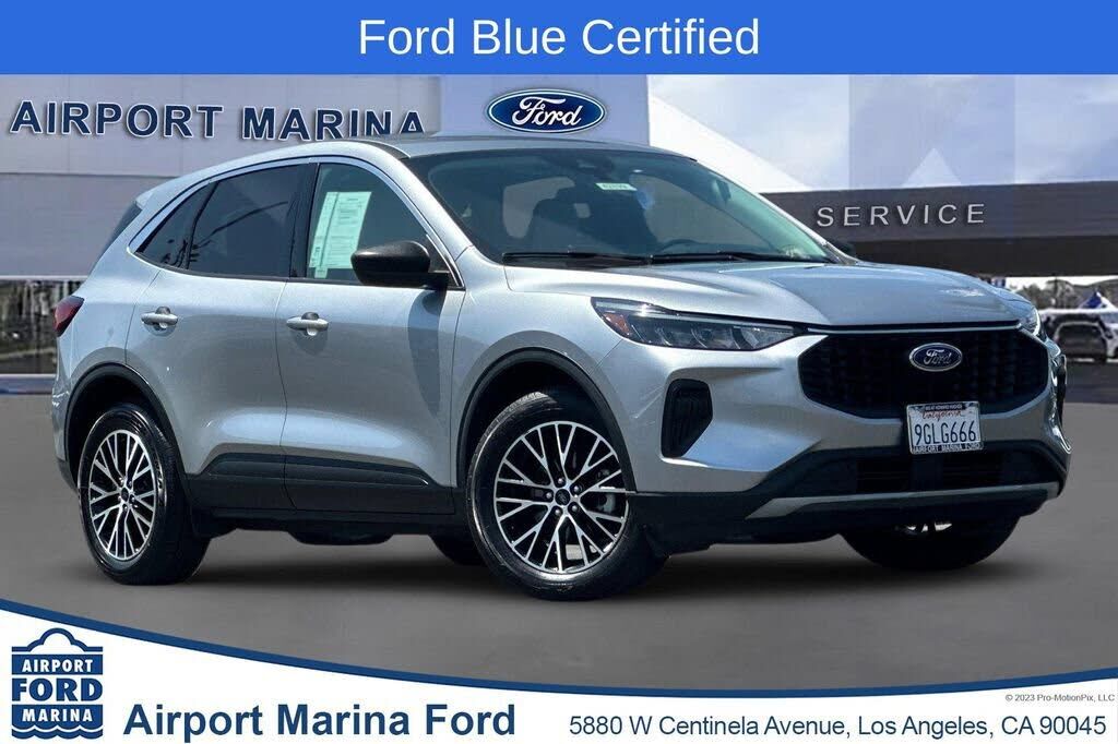 2023 FORD Escape