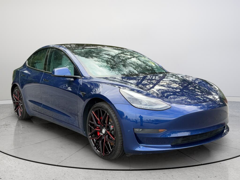 2022 TESLA Model 3