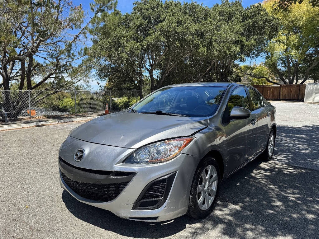 2011 MAZDA Mazda3
