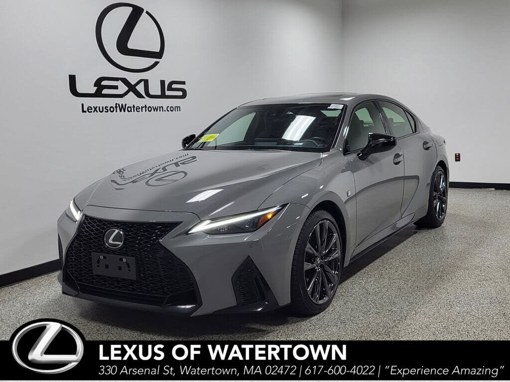 2025 LEXUS IS