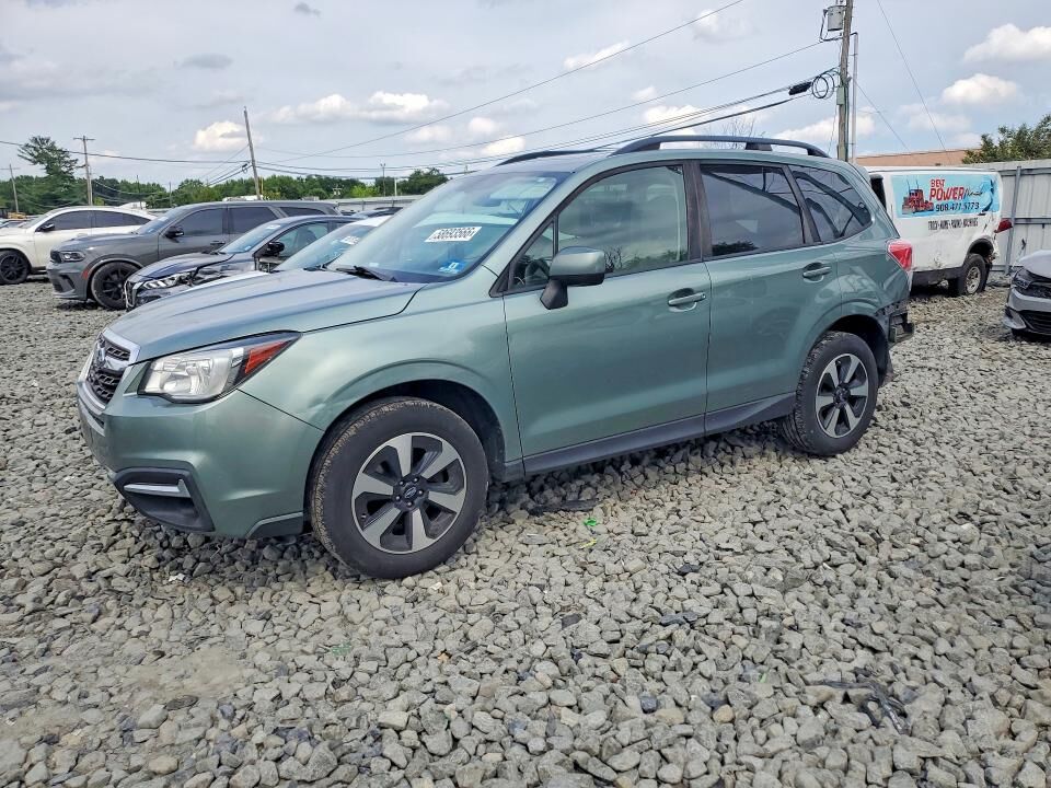 2018 SUBARU Forester