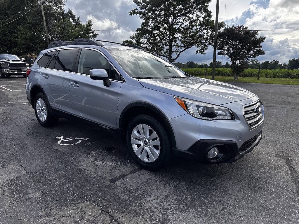 2016 SUBARU Outback