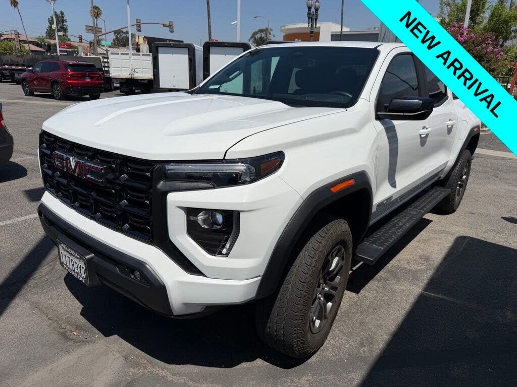 2023 GMC Canyon