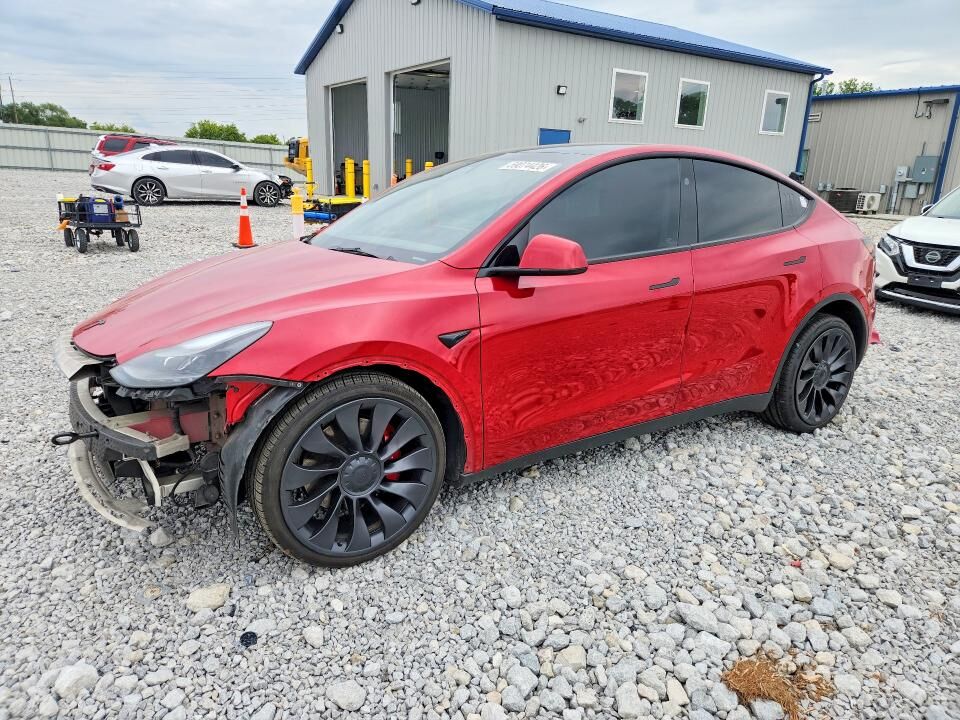 2023 TESLA Model Y