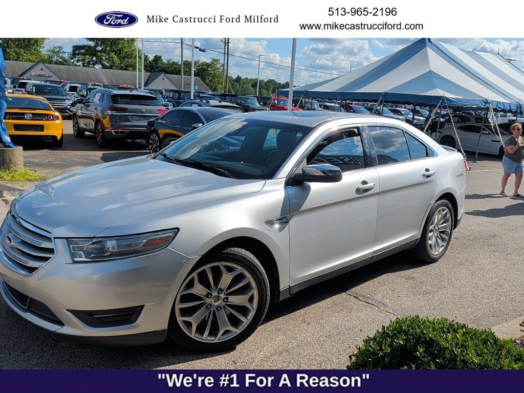 2014 FORD Taurus