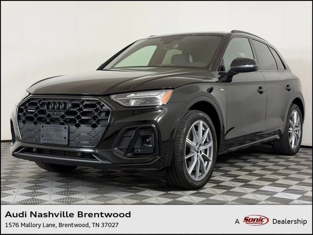 2023 AUDI Q5 e