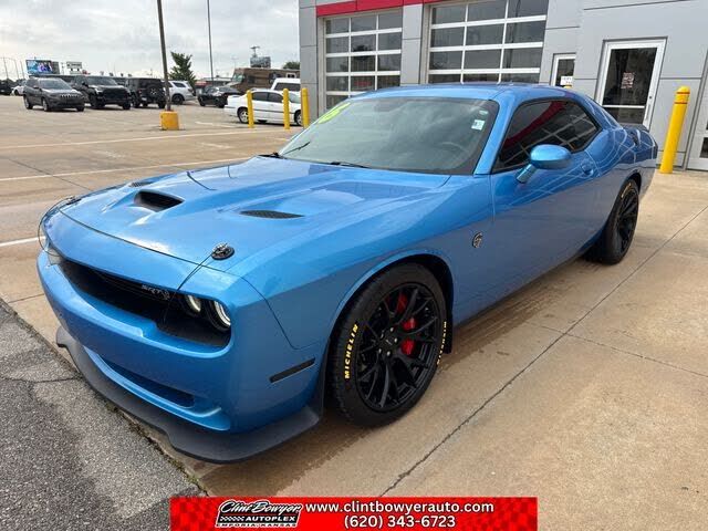 2016 DODGE Challenger