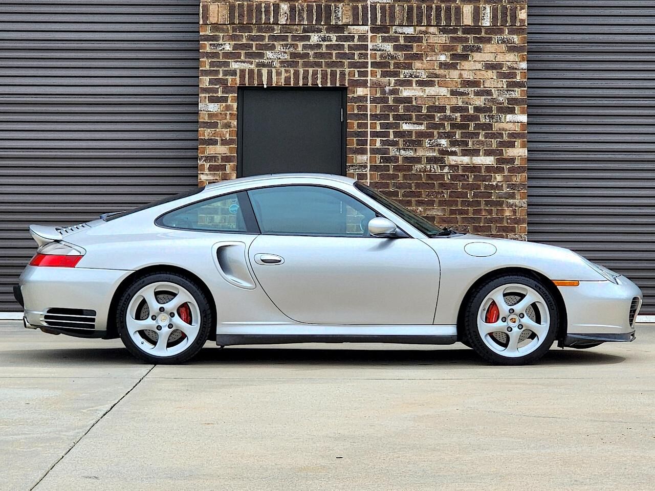 2002 PORSCHE 911