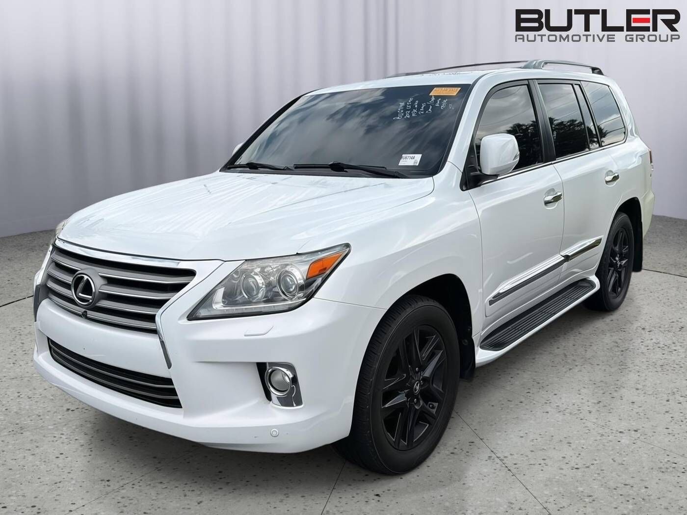 2013 LEXUS LX
