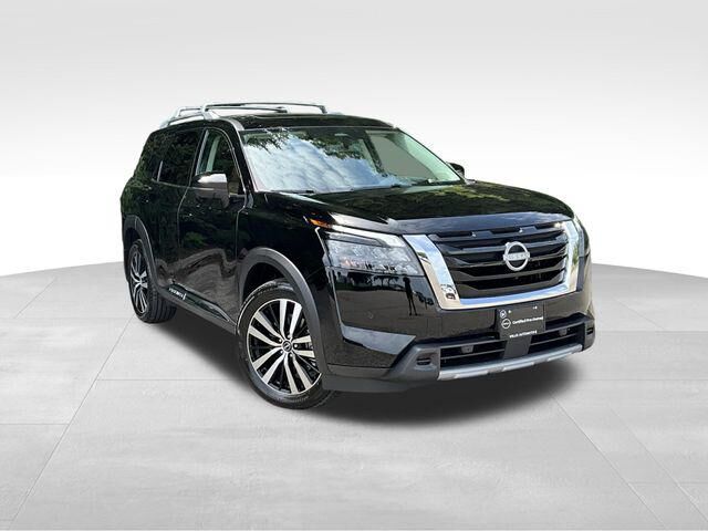 2025 NISSAN Pathfinder