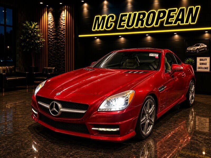 2016 MERCEDES-BENZ SLK-Class