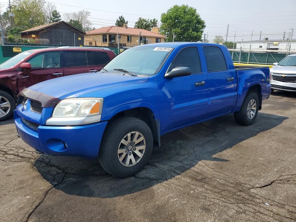 2008 MITSUBISHI Raider