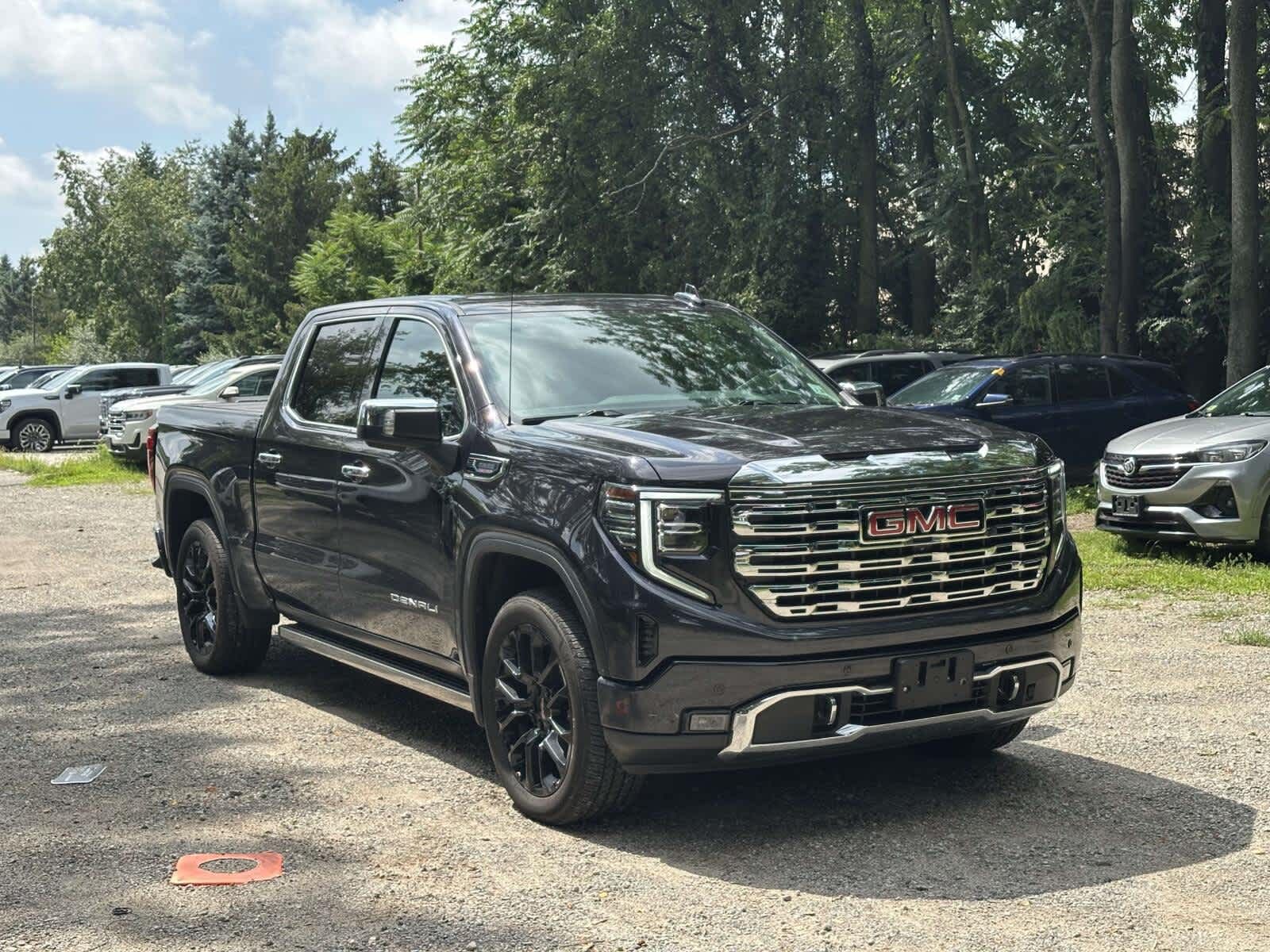 2023 GMC Sierra
