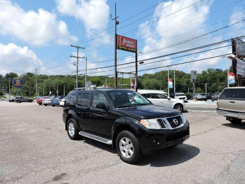 2011 NISSAN Pathfinder