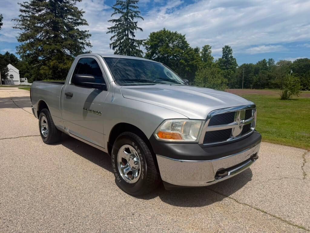 2011 DODGE Ram