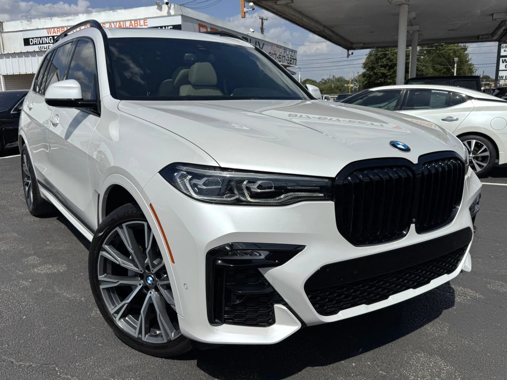 2021 BMW X7