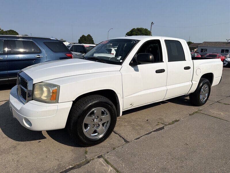 2006 DODGE Dakota