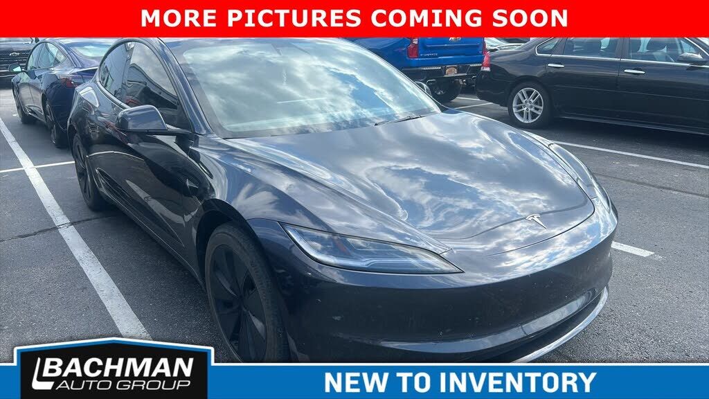 2024 TESLA Model 3