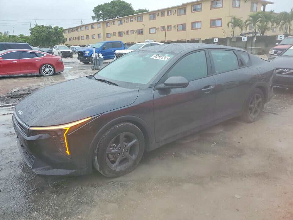 2025 KIA K4