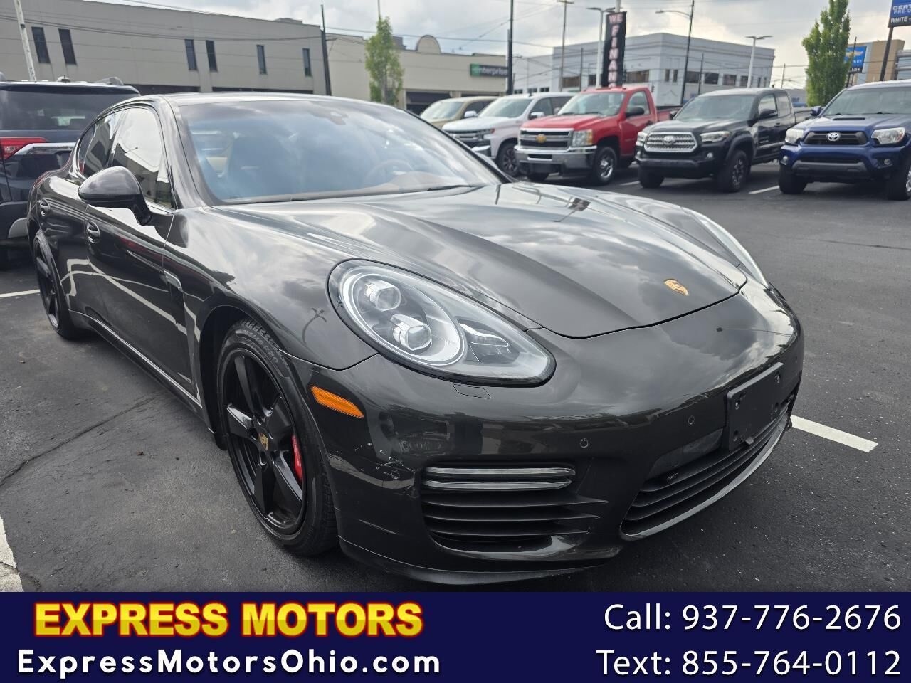 2015 PORSCHE Panamera