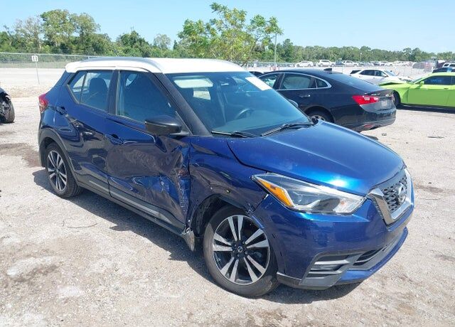 2020 NISSAN Kicks