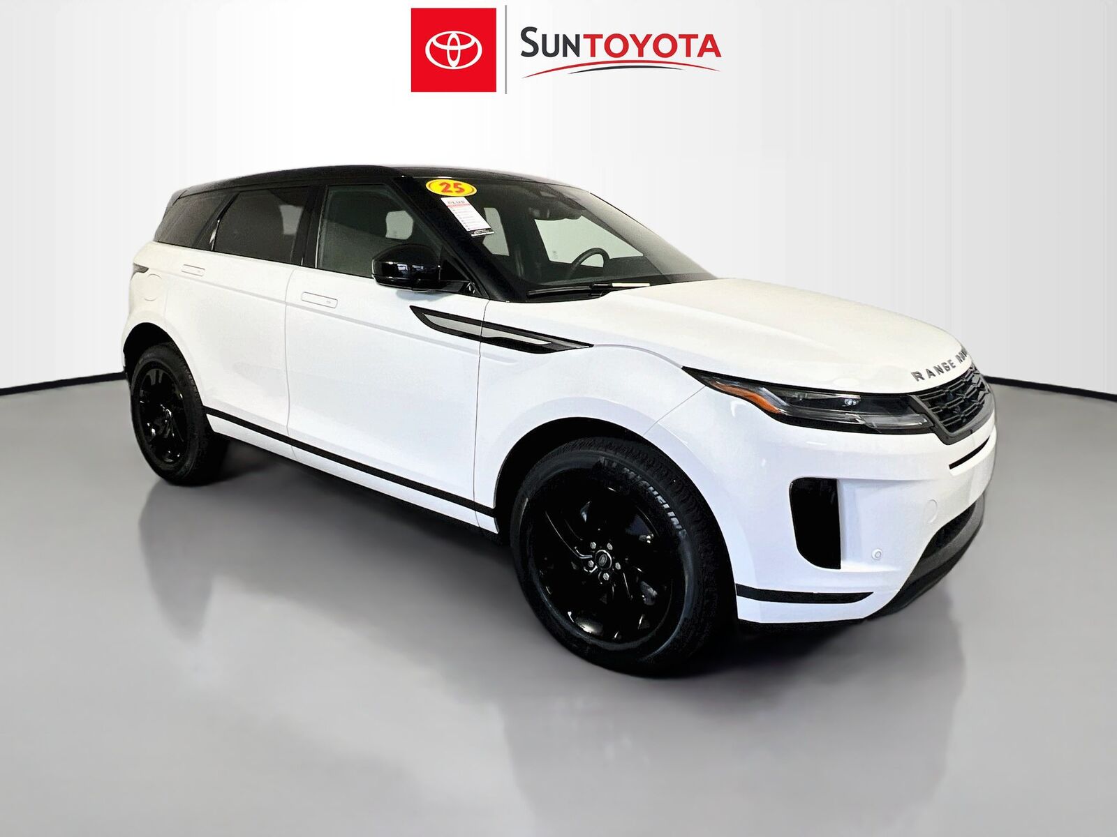 2025 LAND ROVER Range Rover Evoque