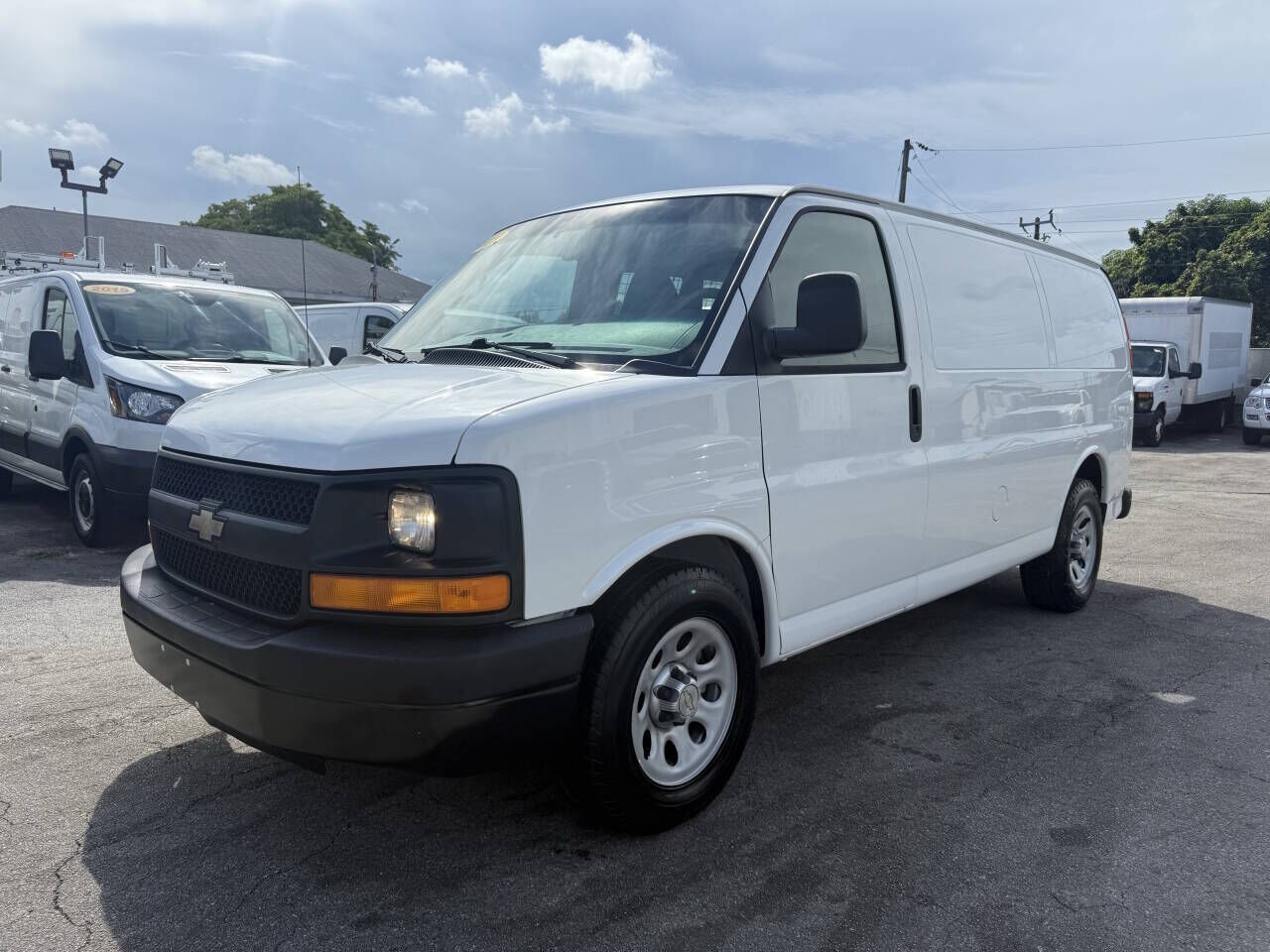 2013 CHEVROLET Express