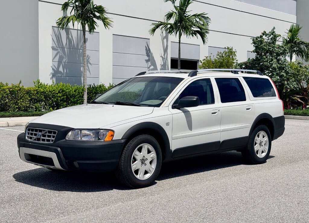 2005 VOLVO XC70