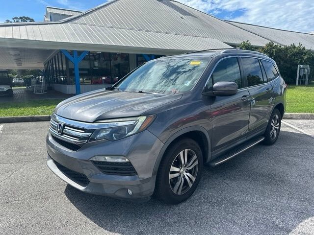 2017 HONDA Pilot
