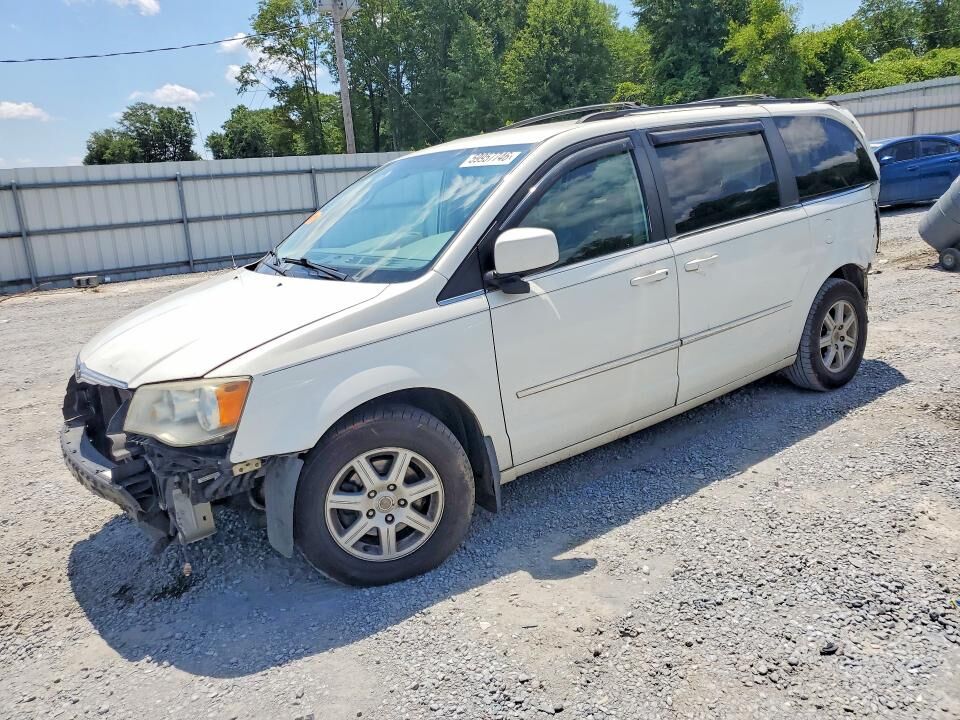 2010 CHRYSLER Town and Country