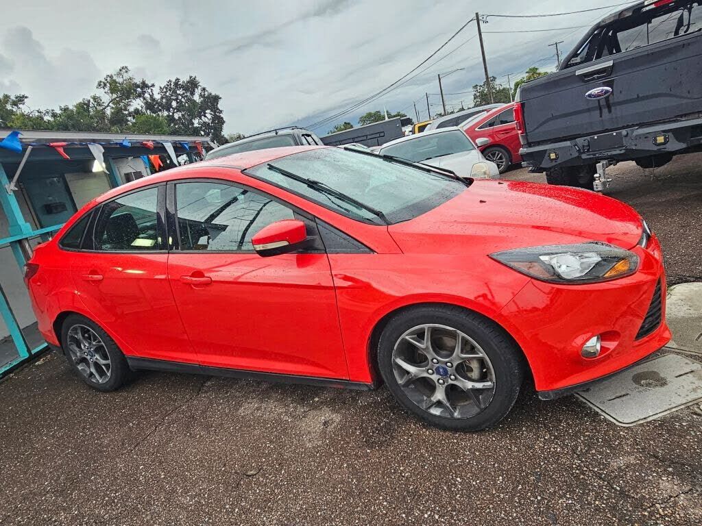 2014 FORD Focus