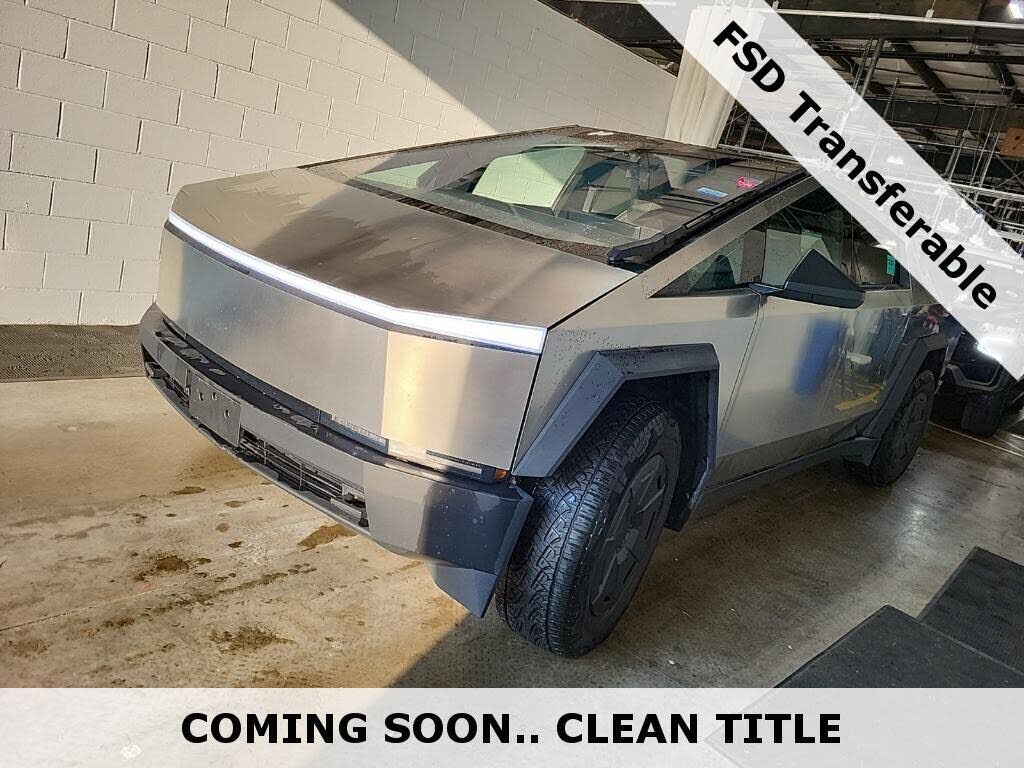 2025 TESLA Cybertruck