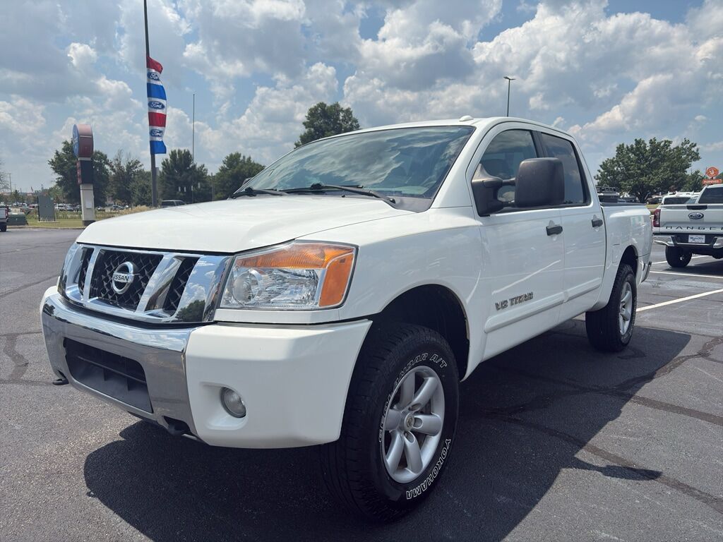 2012 NISSAN Titan