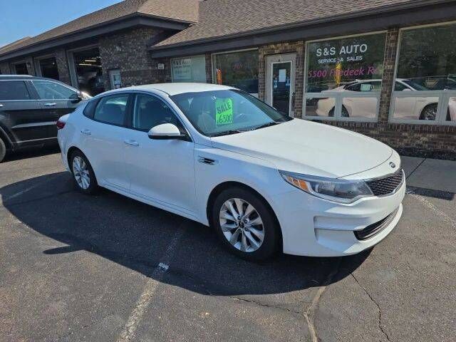 2017 KIA Optima