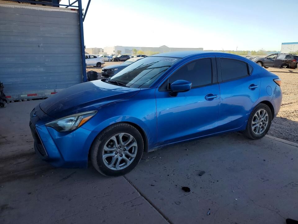 2016 TOYOTA Scion