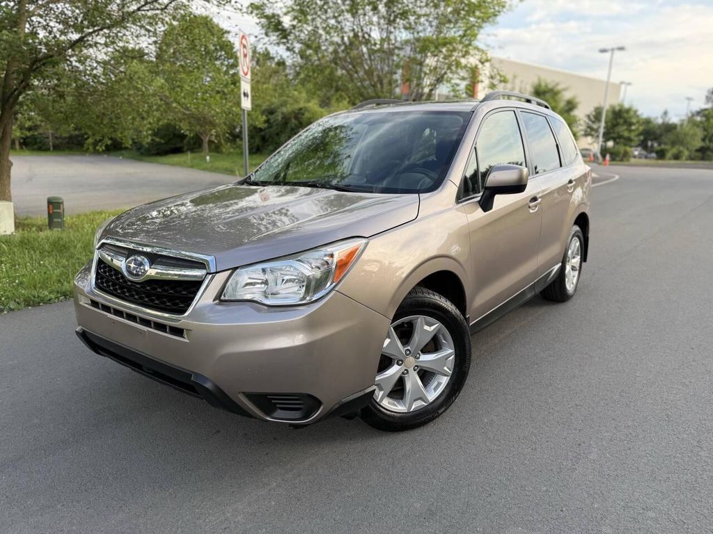2015 SUBARU Forester