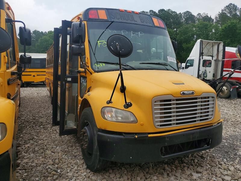 2011 FREIGHTLINER B2 Bus Chassis