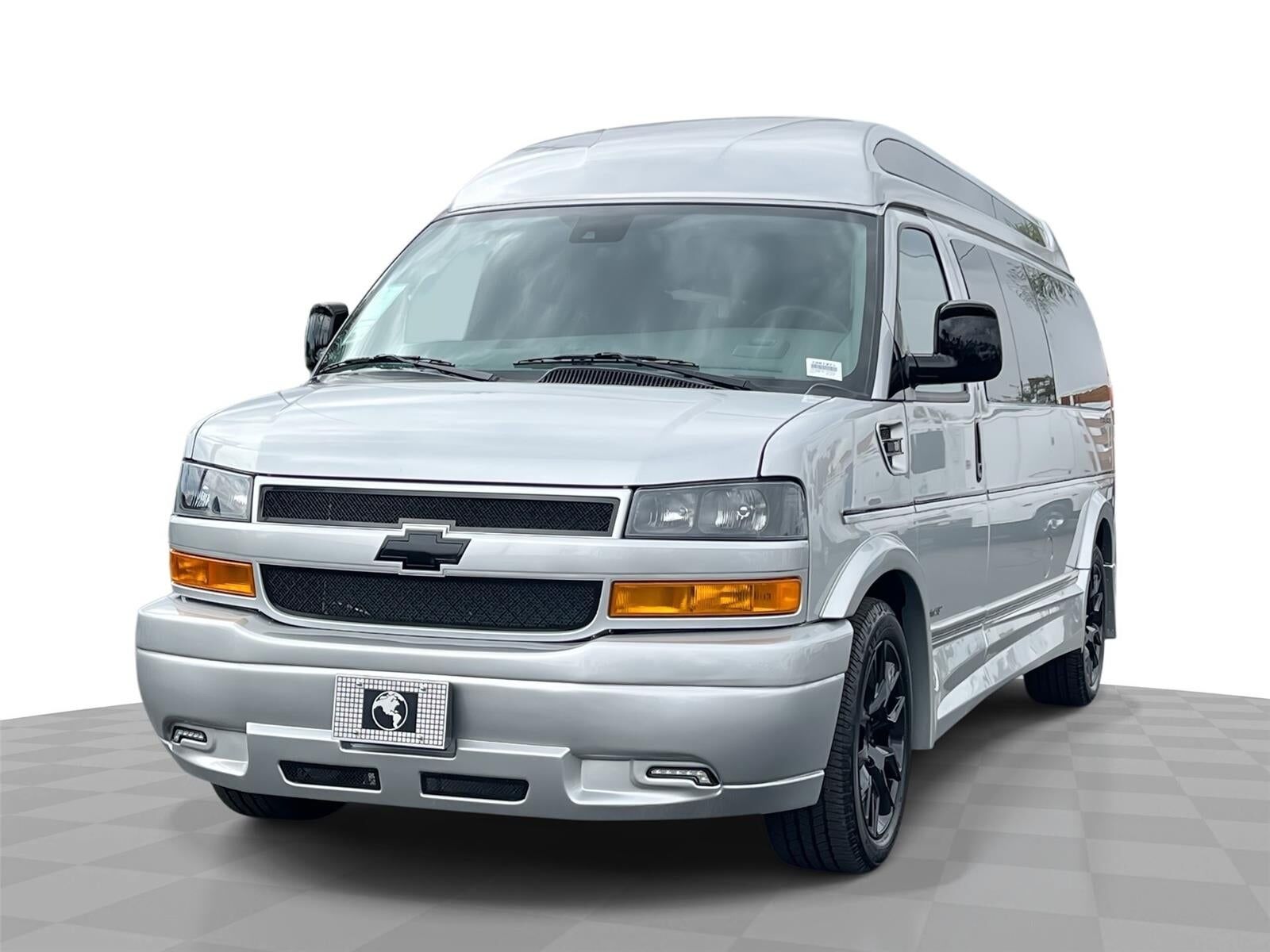 2026 CHEVROLET Express