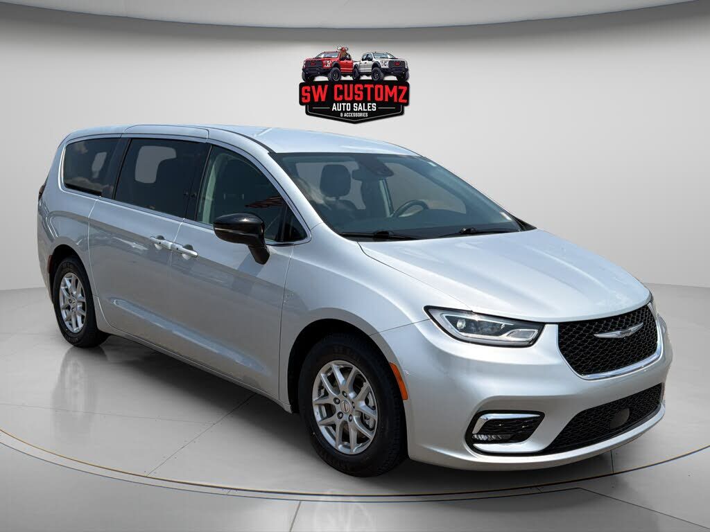 2024 CHRYSLER Pacifica