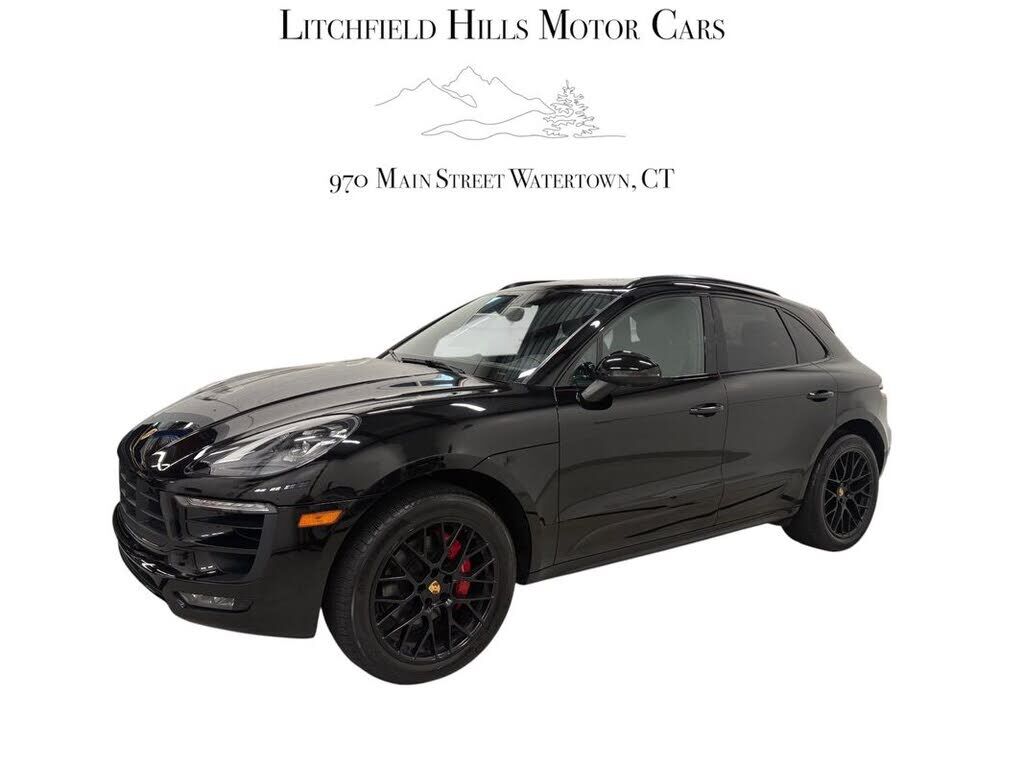 2018 PORSCHE Macan