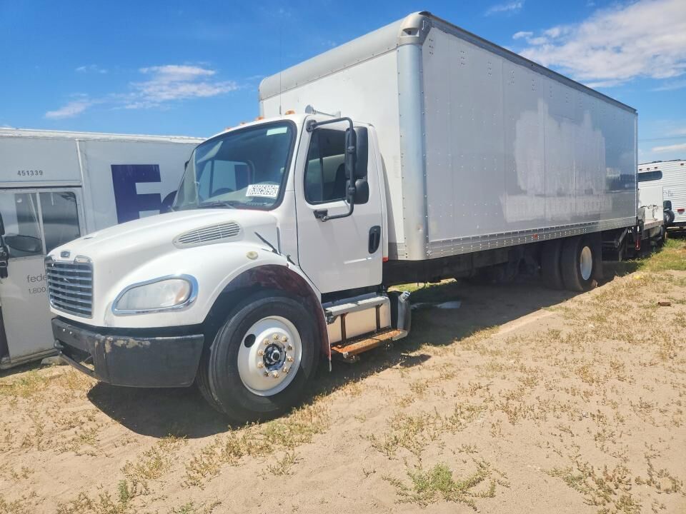 2015 FREIGHTLINER M2