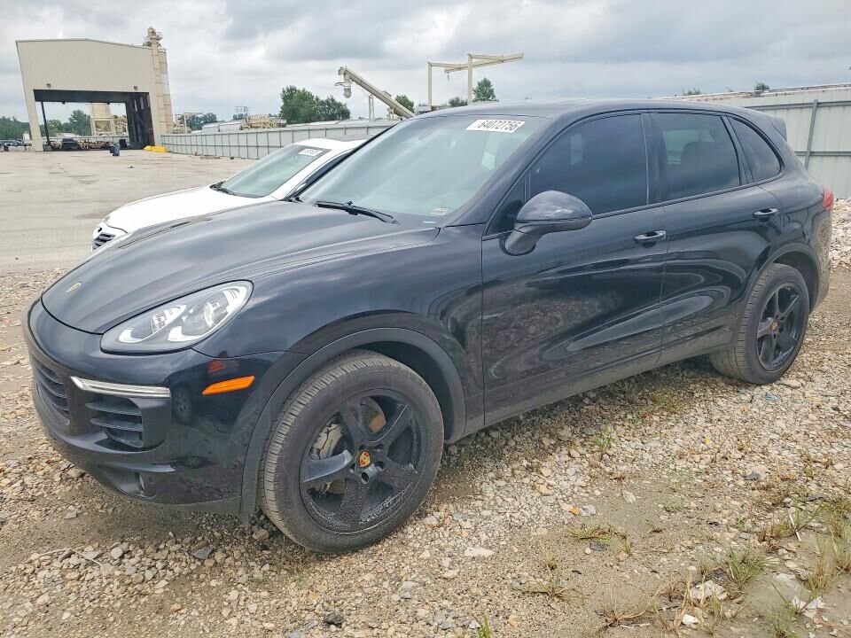 2015 PORSCHE Cayenne