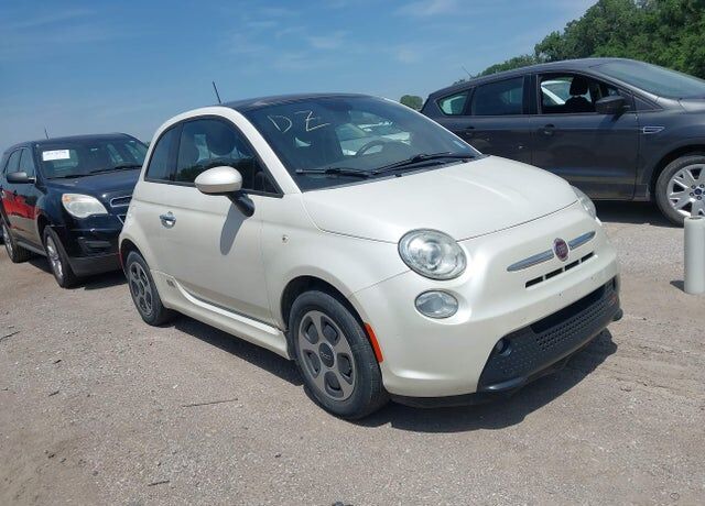 2013 FIAT 500