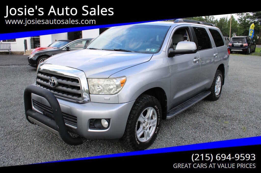 2010 TOYOTA Sequoia
